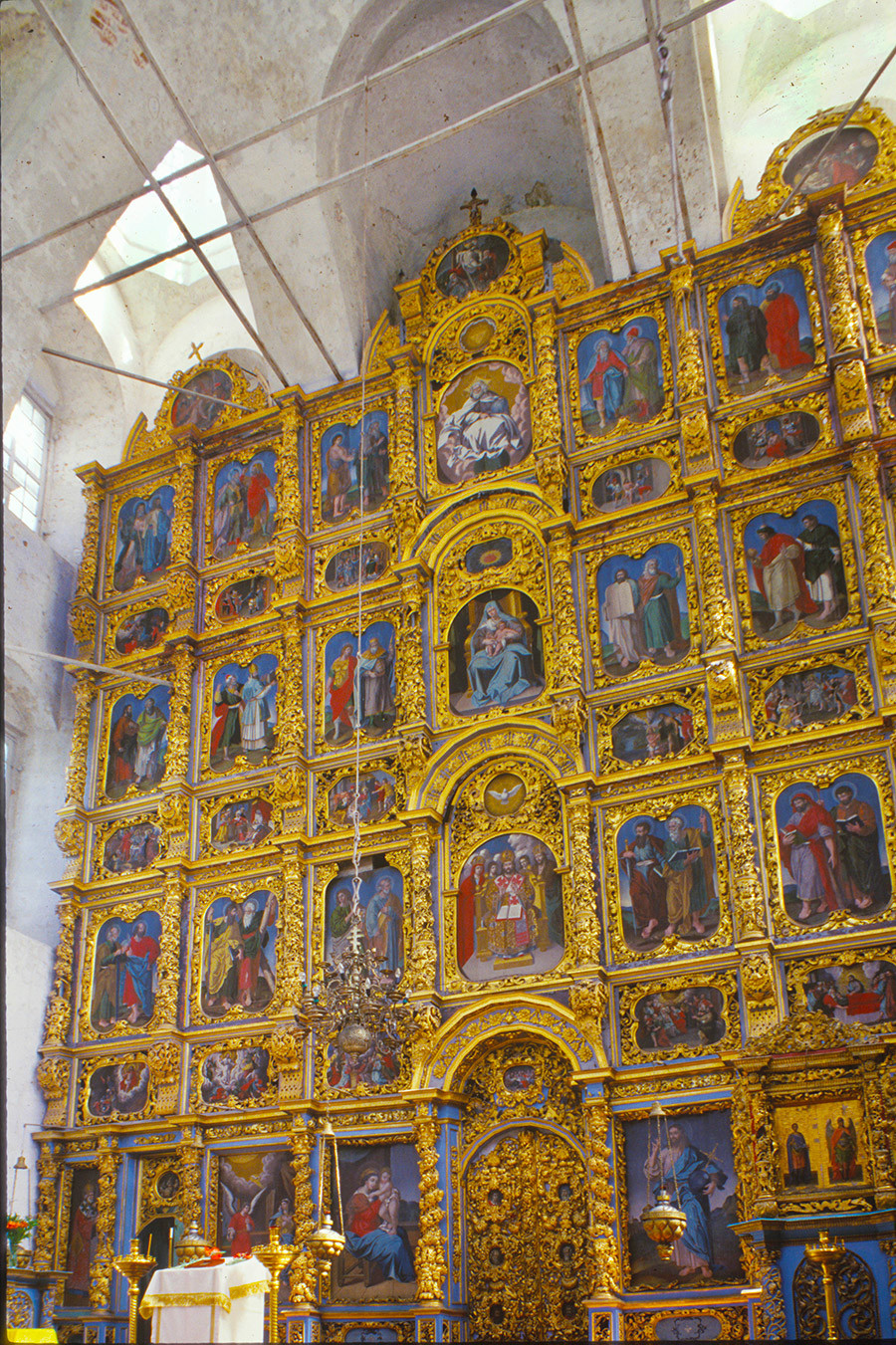 Cathédrale de la Présentation. Iconostase. 26 juin 1999

