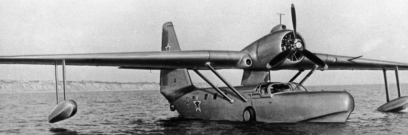 Višenamjenski avion-amfibija Be-8
