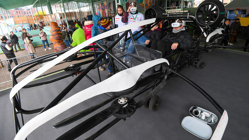 Aerotaksi kompanije Hoversurf 
