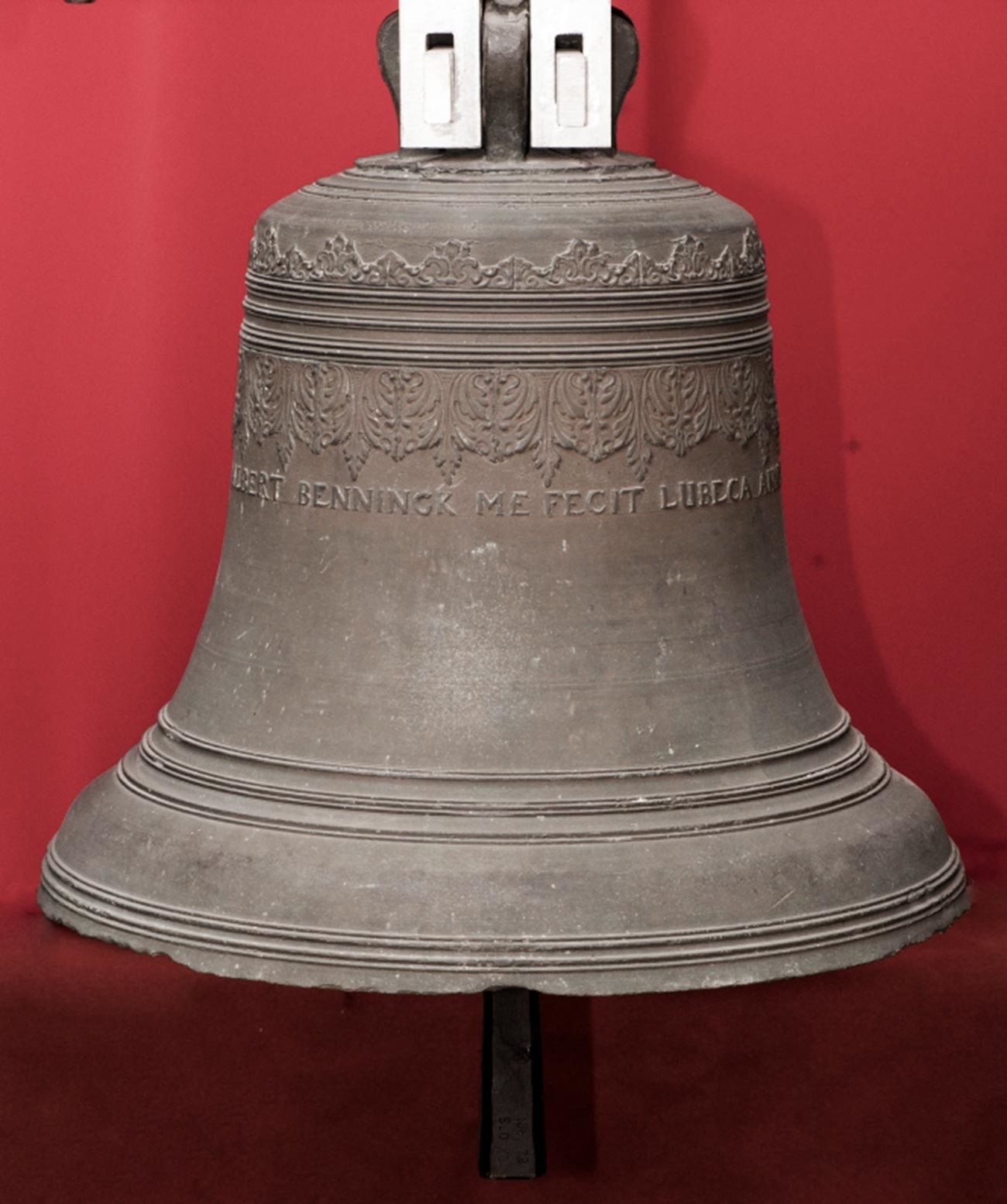 Benningov zvon v lokalnem muzeju Staraja Russa

