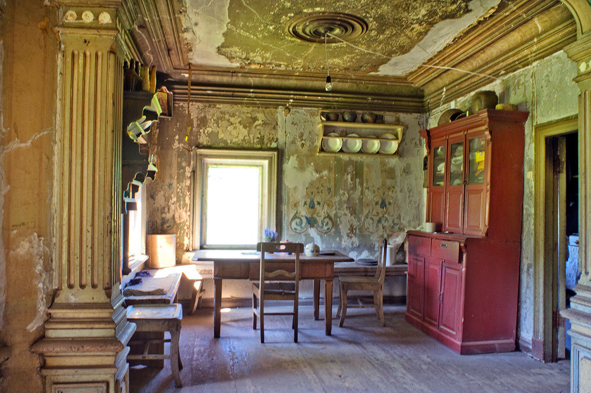 Casa Poliashov, interior. Planta baja, despensa. 29 de mayo de 2016. 