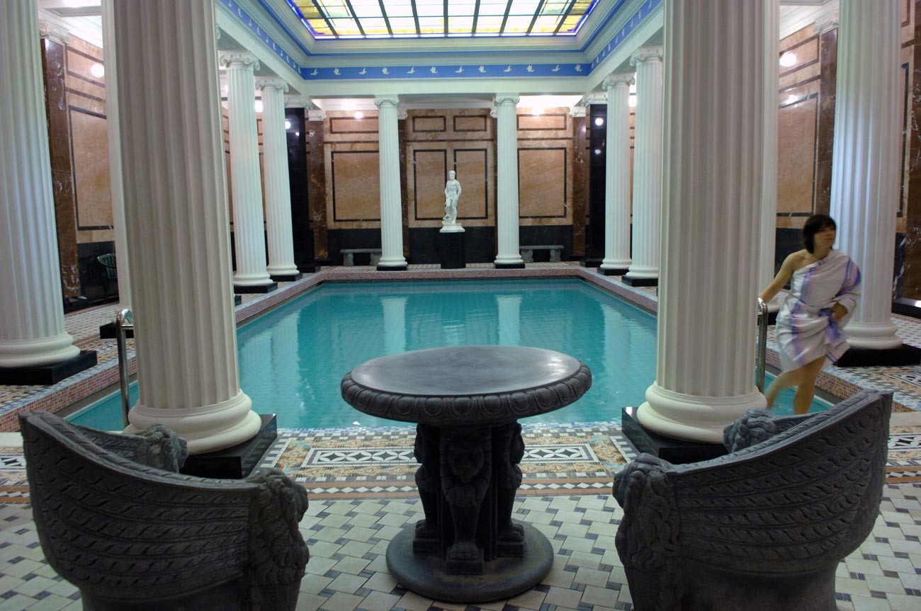  В Сандуновските бани 