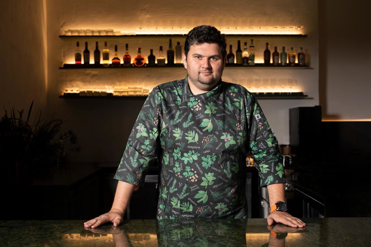 Andrey Kolodyazhny, head chef at the L.E.S. restaurant.