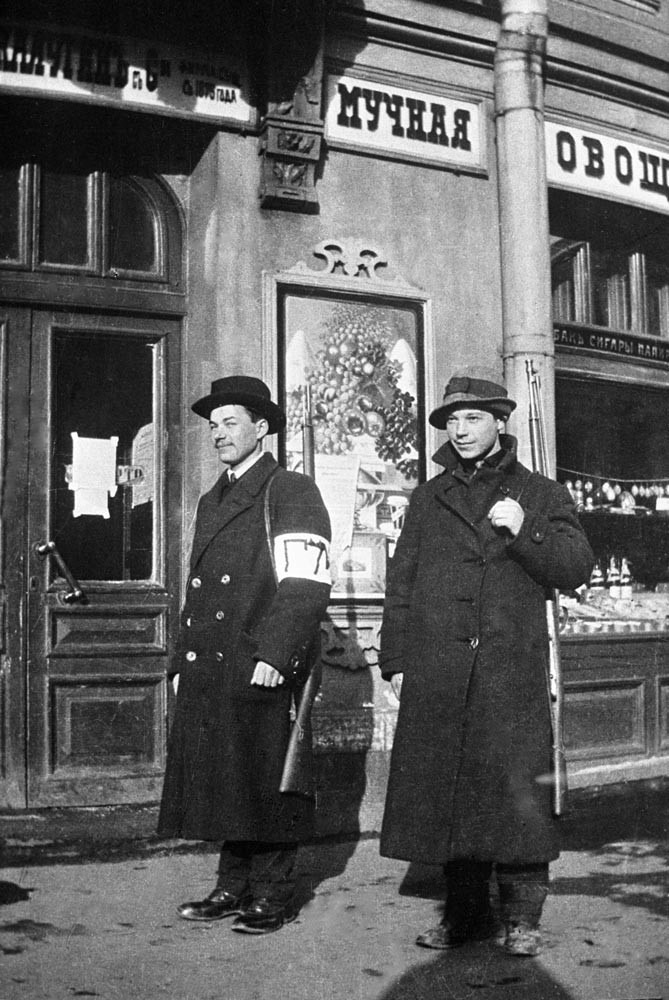  Agentes de la policía municipal en San Petersburgo. 2 de abril de 1917. 