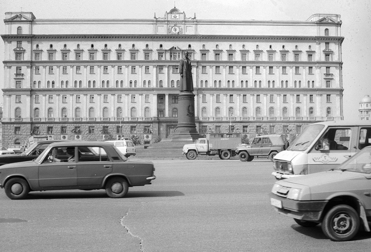 A monument to Dzerzhinsky in front of the KGB building in Moscow, the USSR.