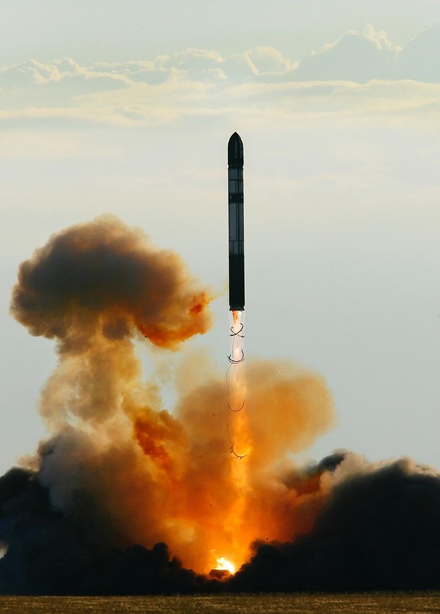 Изстрелването на ракетата РС-20 (