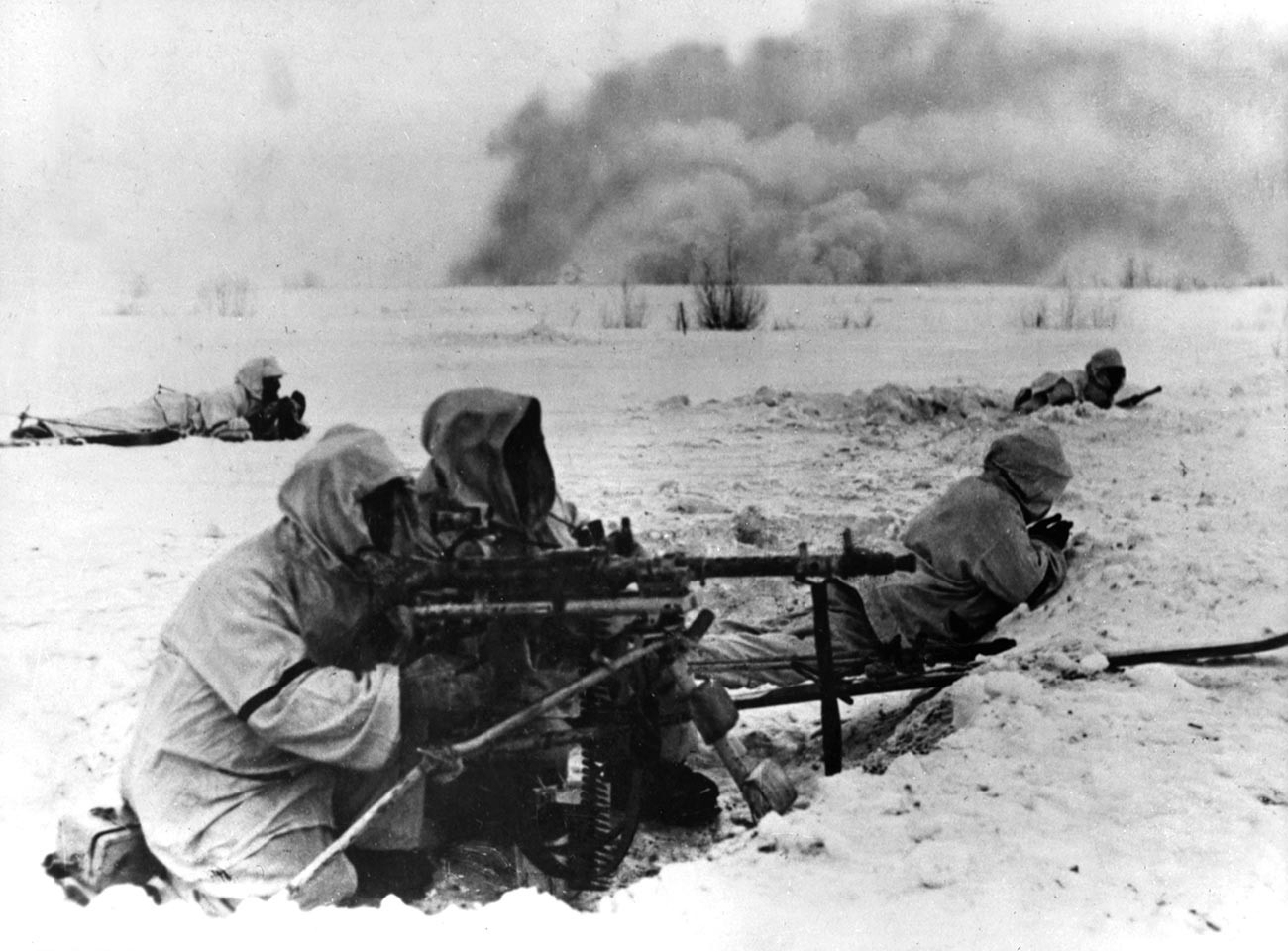 Немецкая пехота в боях около Сталинграда.