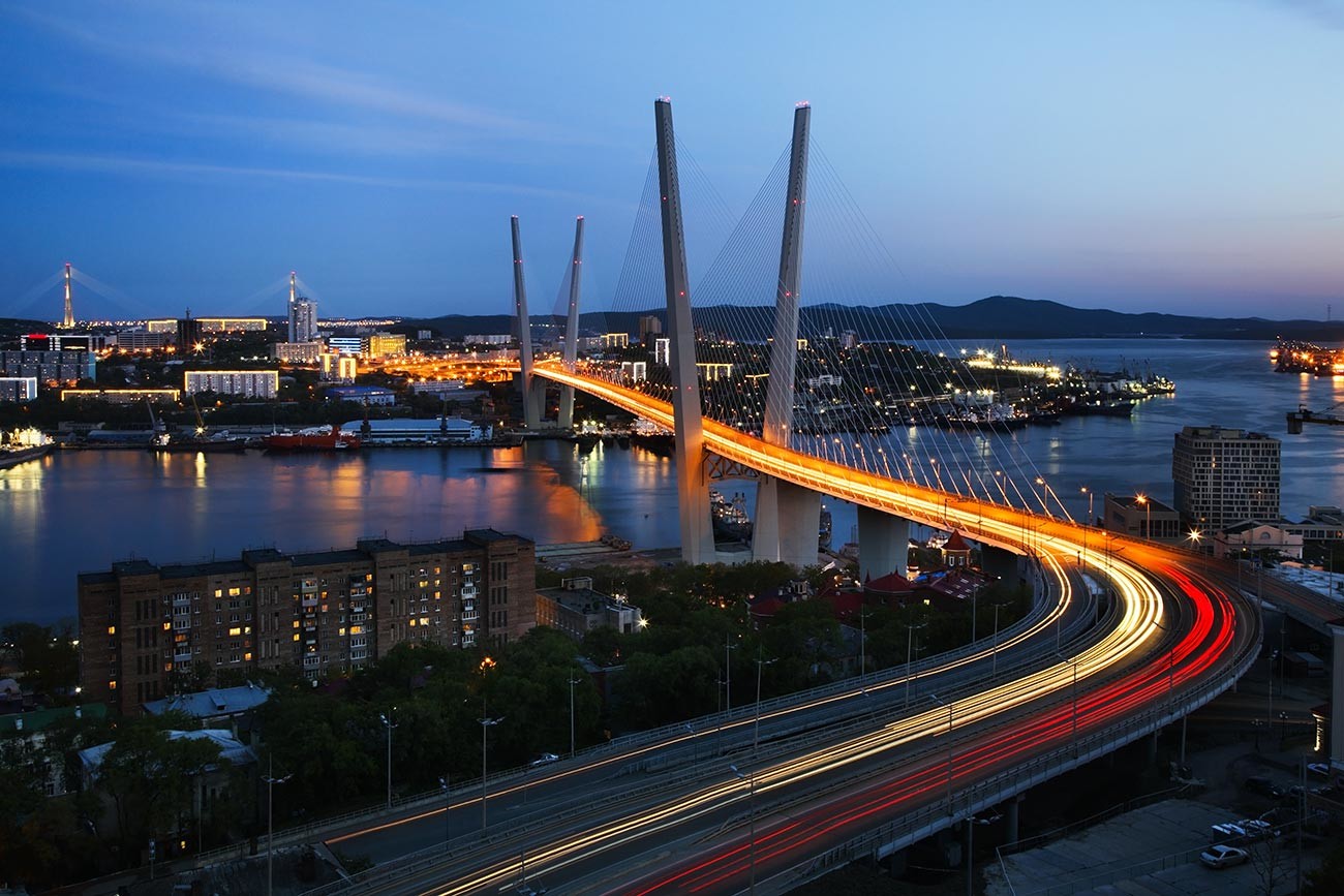 Золотой мост во Владивостоке