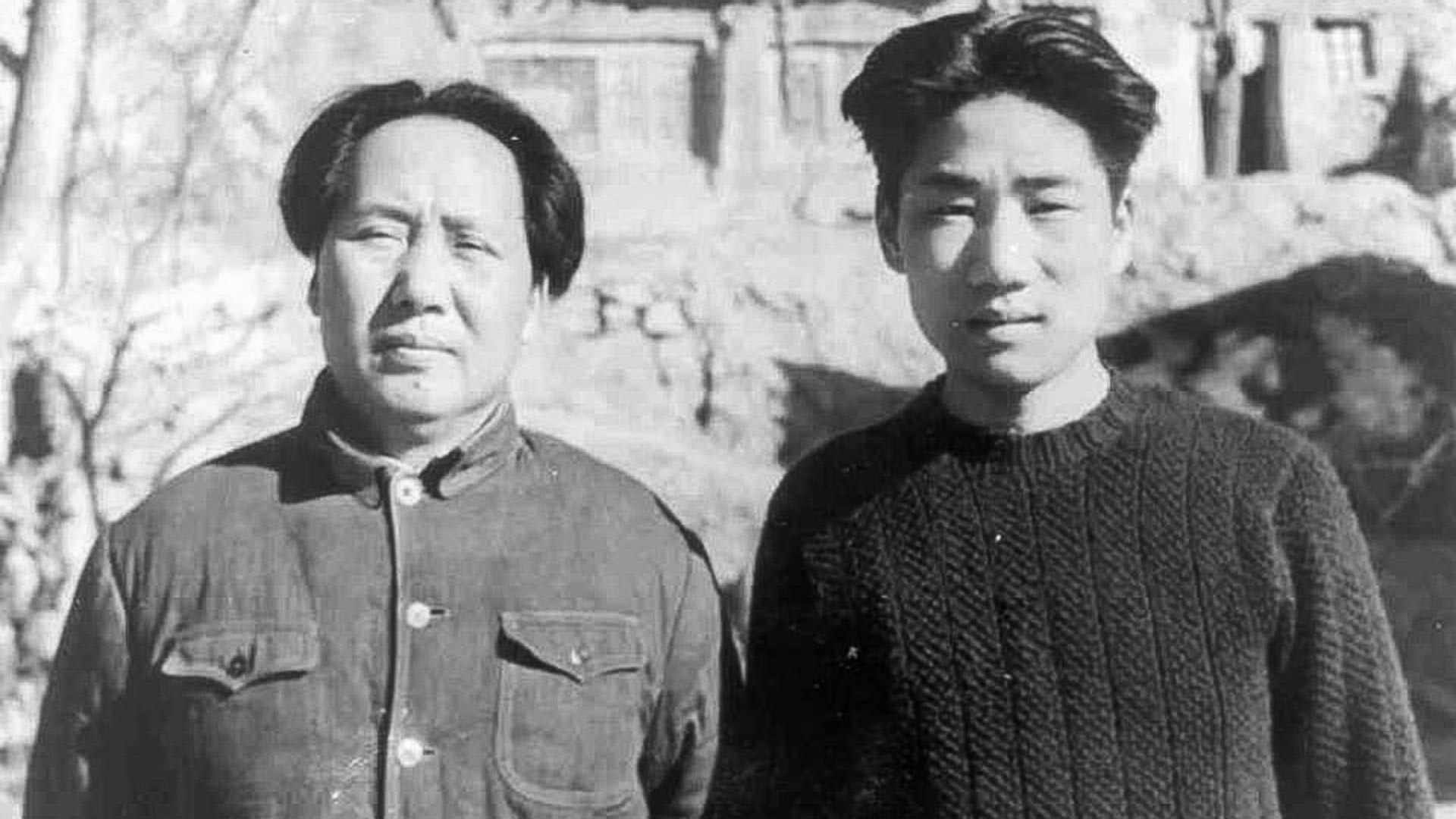 Мао Цедунг са сином Мао Анјингом.
