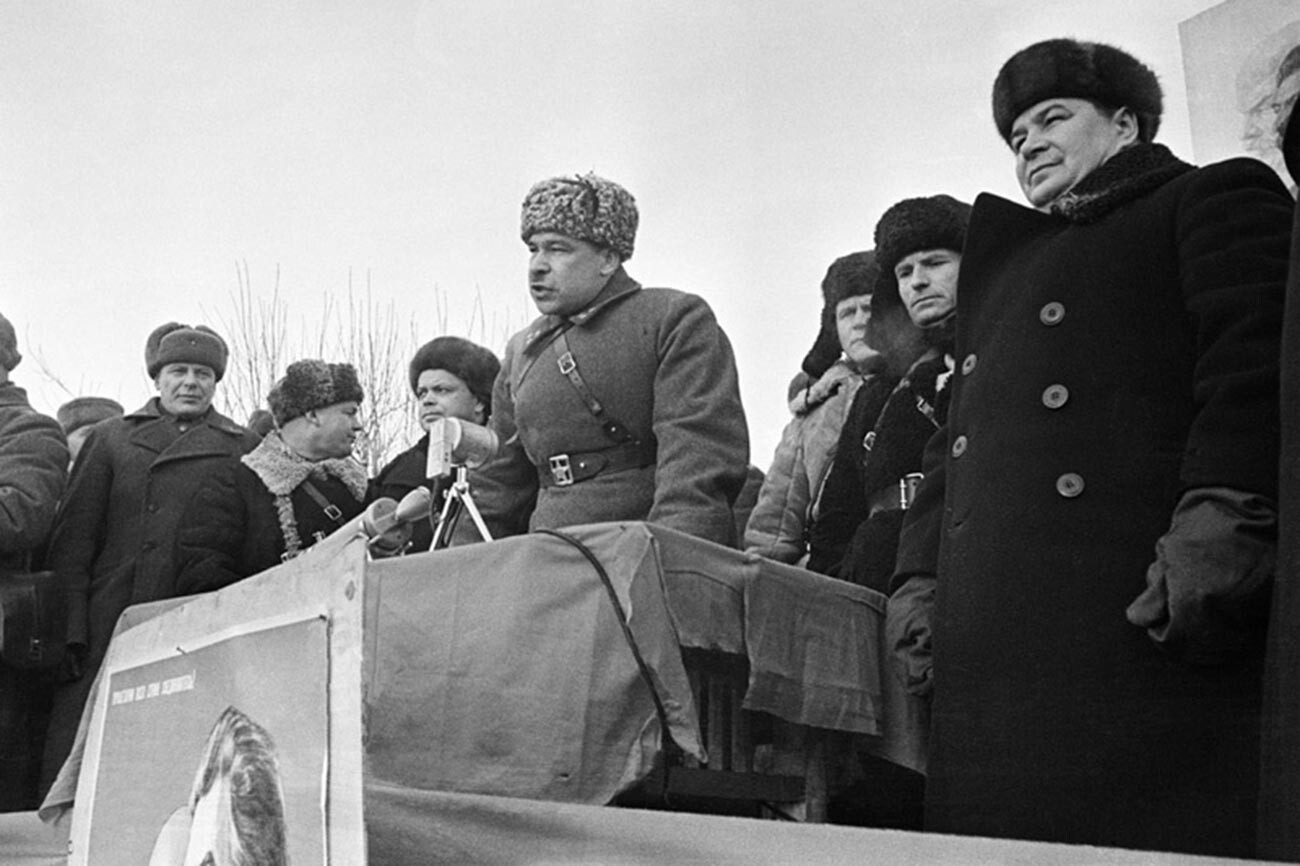 Leonid Govorov durante la Battaglia di Mosca
