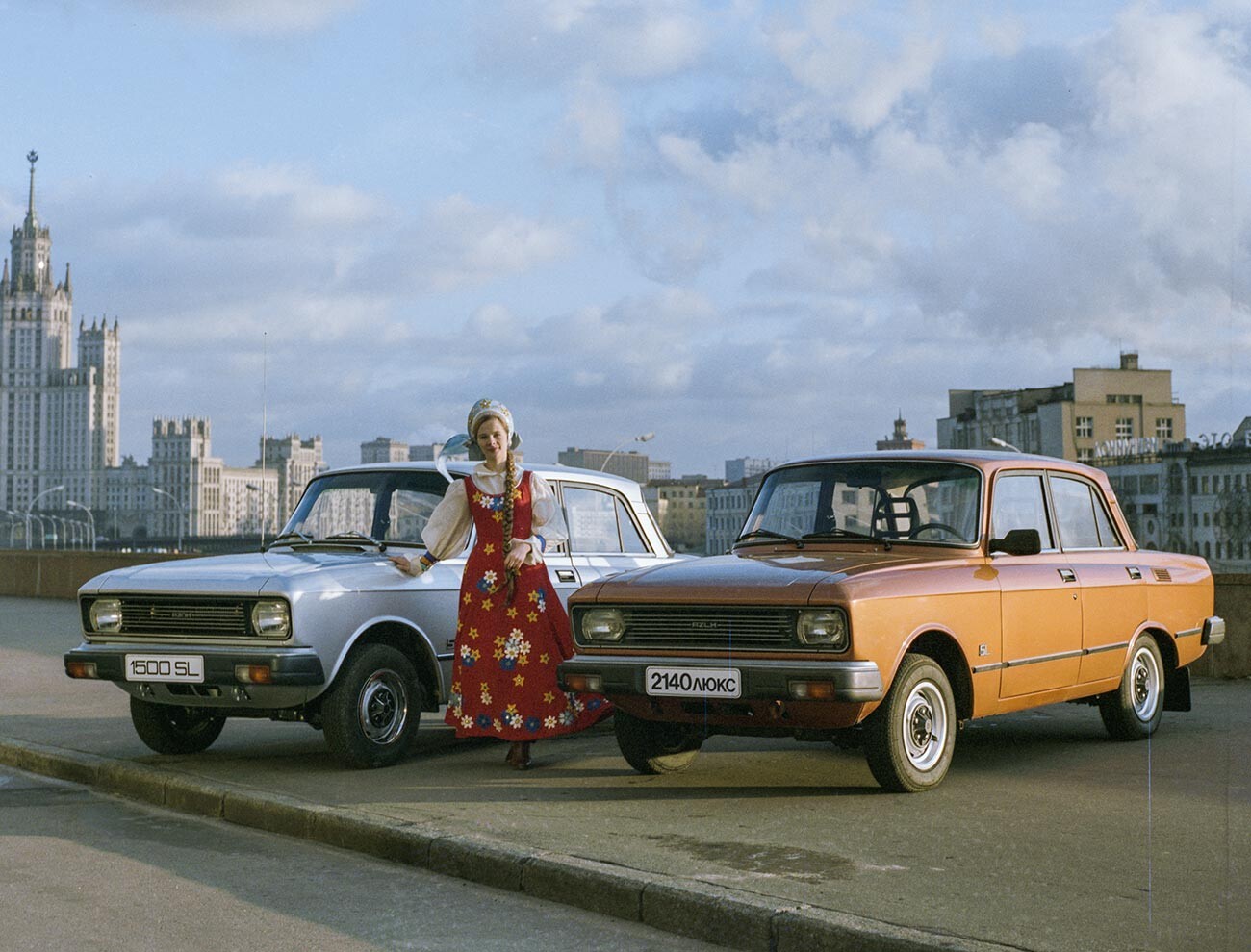 Moskvich 2140 Lux.