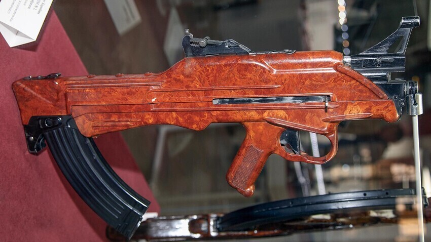 Автомат Коробов ТКБ-022ПМ во Државниот музеј за оружје во Тул