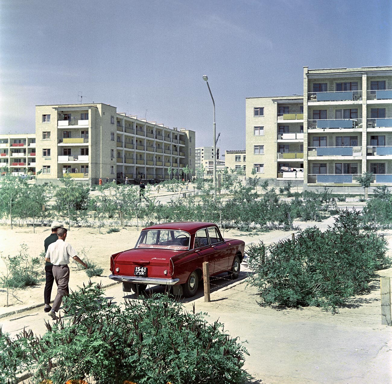 Nuevos edificios en la ciudad de Shevchenko, actual Aktau, en la península de Mangyshlak en 1966.