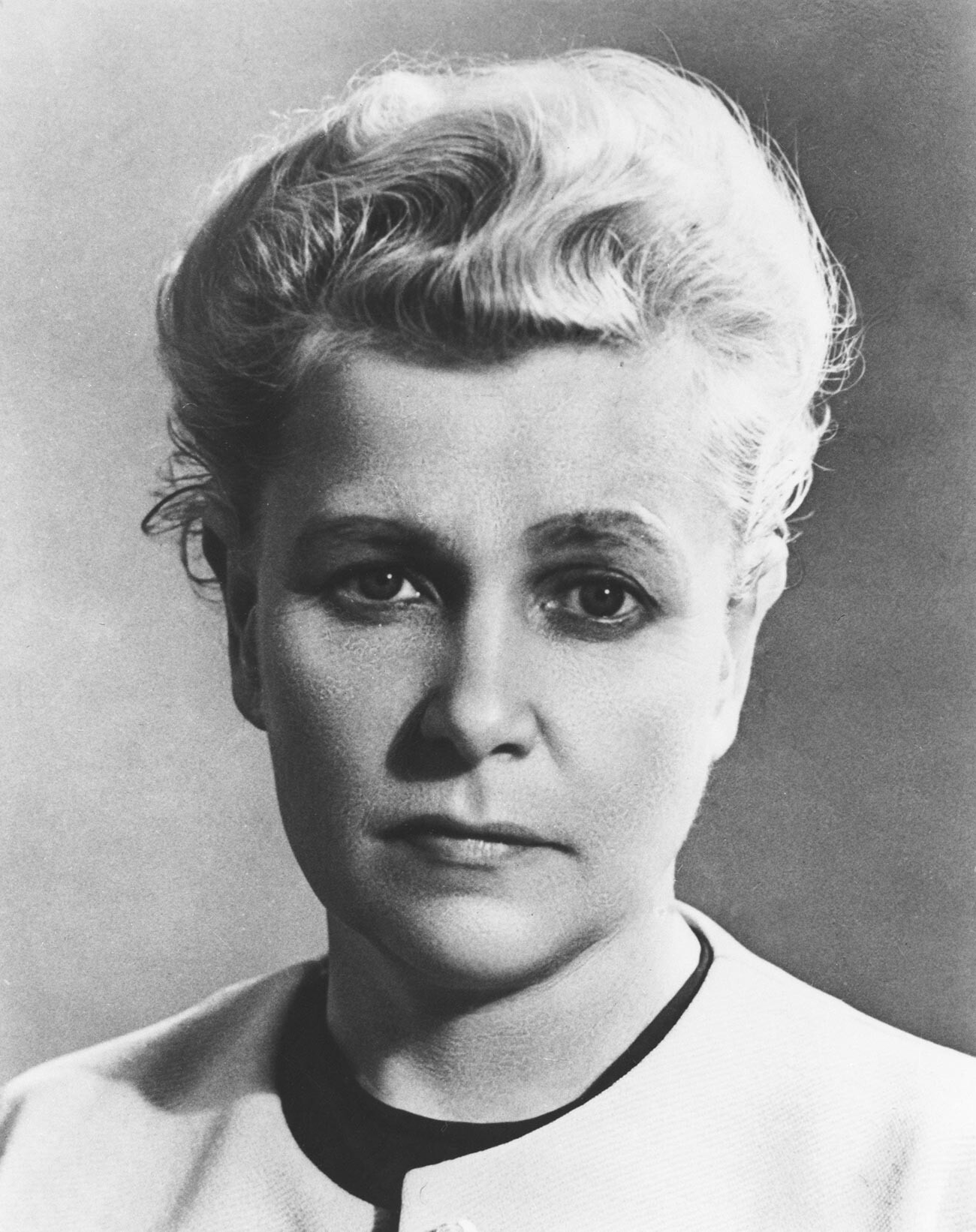 Menteri Kebudayaan Uni Soviet Ekaterina Furtseva.