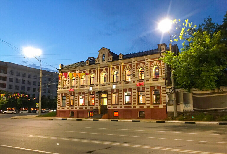 Os 10 McDonald’s e KFCs mais inusitados da Rússia (FOTOS)