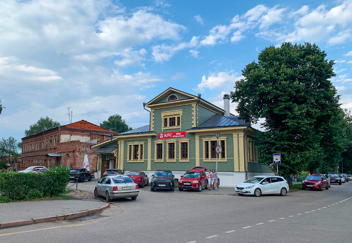 Os 10 McDonald’s e KFCs mais inusitados da Rússia (FOTOS)