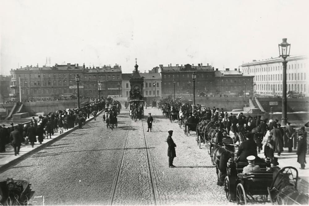 Ponte Nikolaievski com ferrovia puxada por cavalos, 1900-1903.