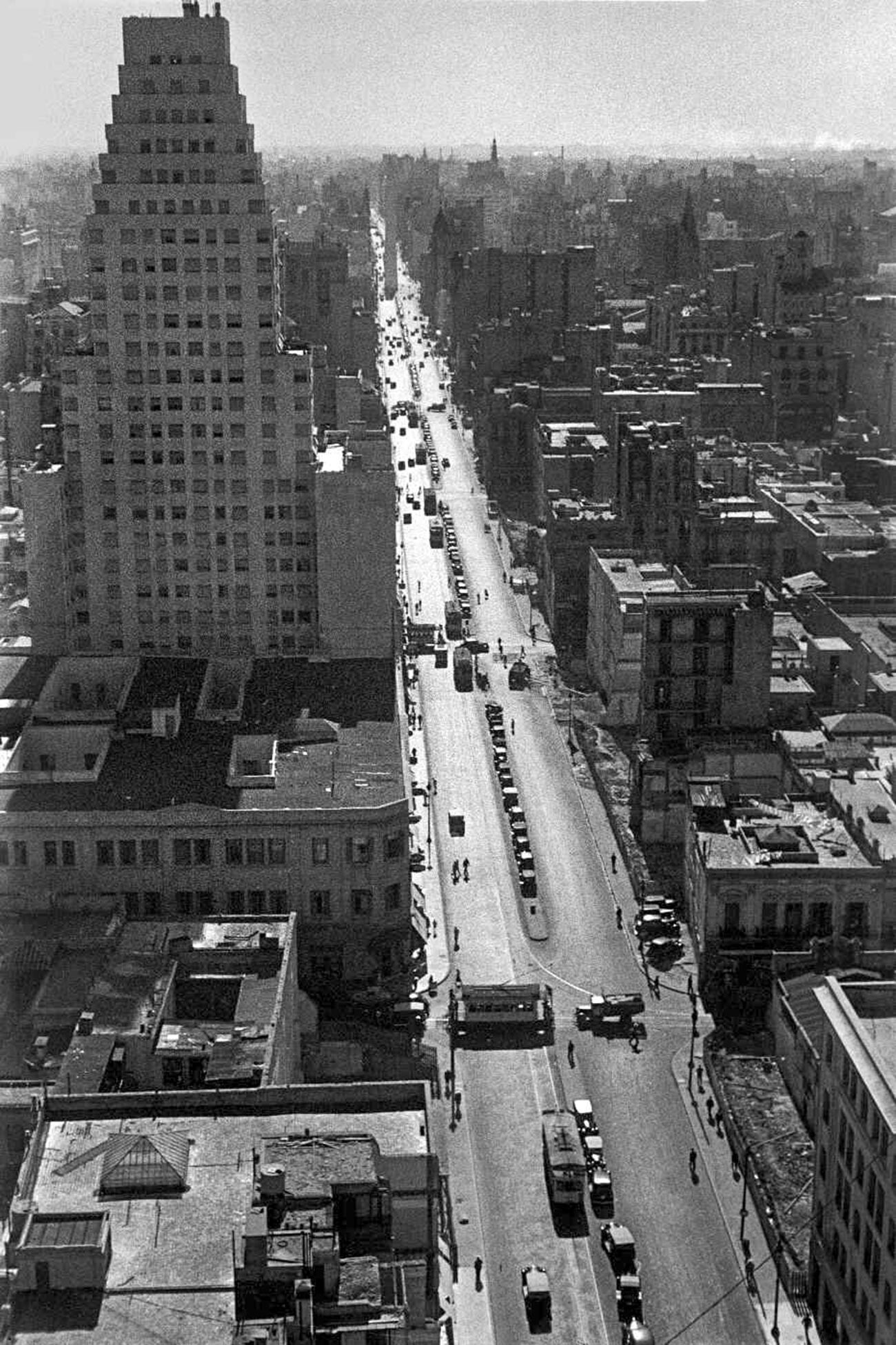 Avenida Corrientes a Buenos Aires