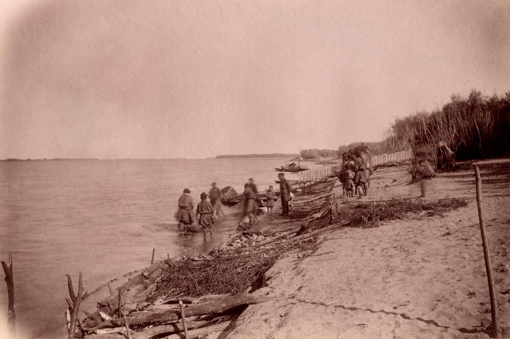 Pêcheurs nanaïs, années 1900