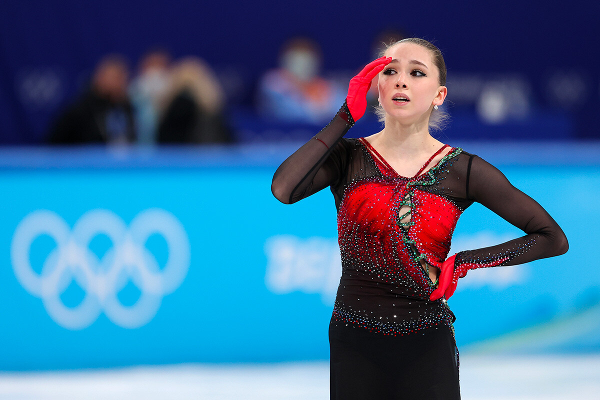 Kamila Valieva dari Tim Komite Olimpiade Rusia (ROC) berseluncur selama program Seluncur Indah Bebas Beregu Putri pada hari ketiga Olimpiade Musim Dingin Beijing 2022 di Capital Indoor Stadium, 7 Februari 2022 di Beijing, Tiongkok.