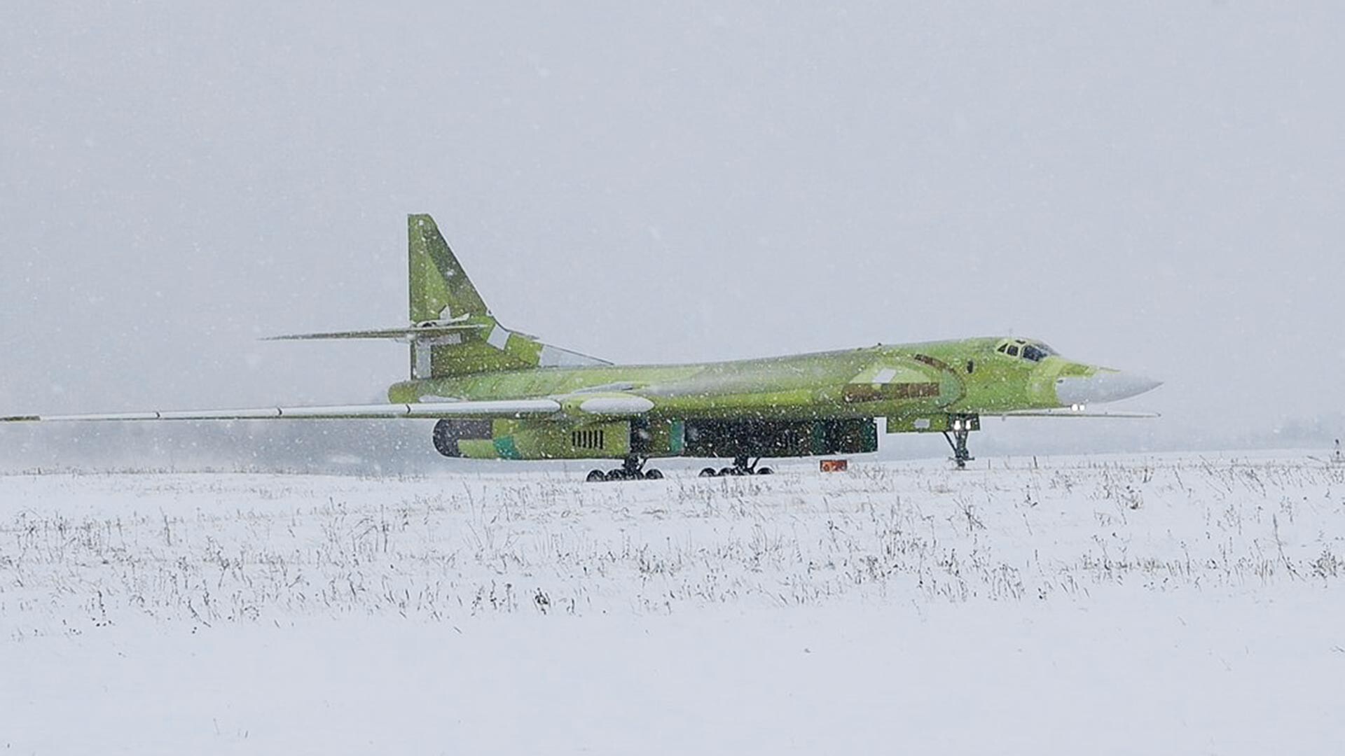 The first flight of the newly manufactured Tu-160M2