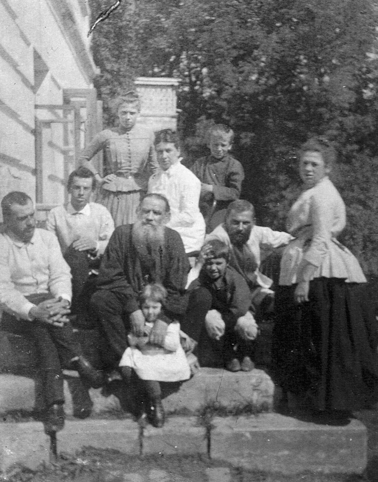 Tolstoï dans sa maison à Khamovniki, 1887