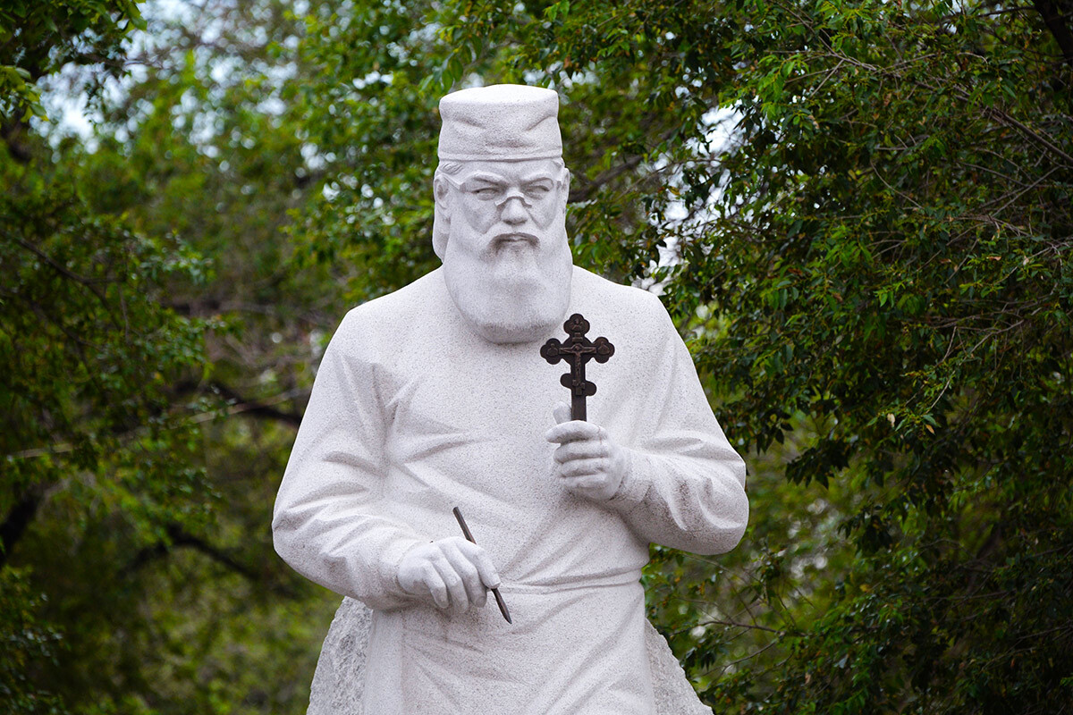 Monument to the doctor and Archbishop St. Luke (Voyno-Yasenetsky) on the territory of the Voyno-Yasenetsky Krasnoyarsk State Medical University