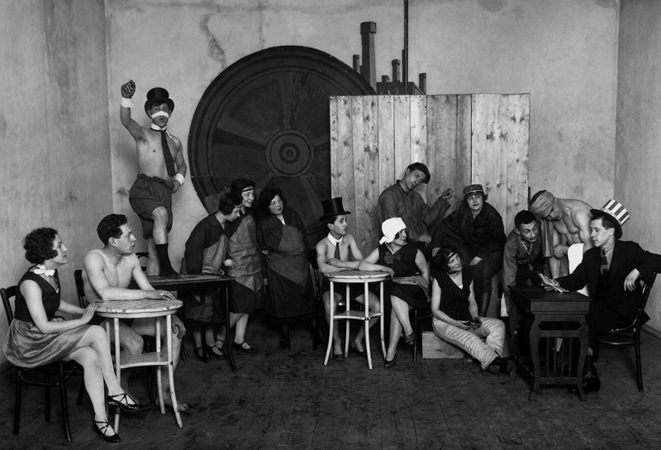 Trabalhadores do jornal falado Sovkino (Cinema soviético)
