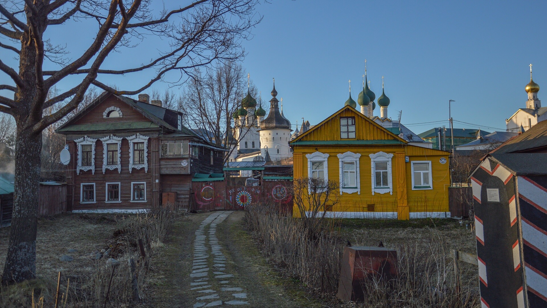 Leave for moscow. Leaving Moscow for Provincial Churches, Wooden Huts & Tranquility (photos).