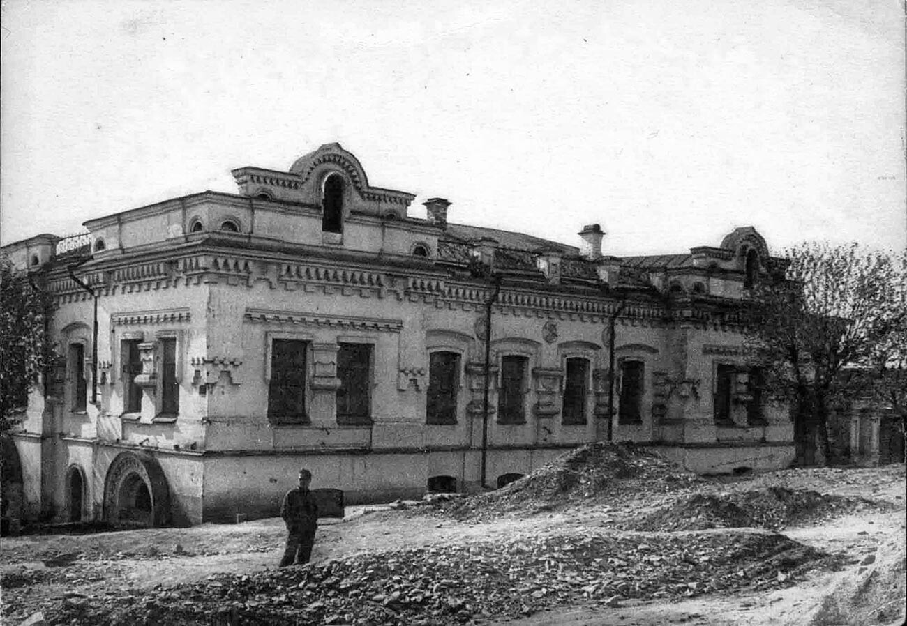 The Ipatyev House in Yekaterinburg, 1928.