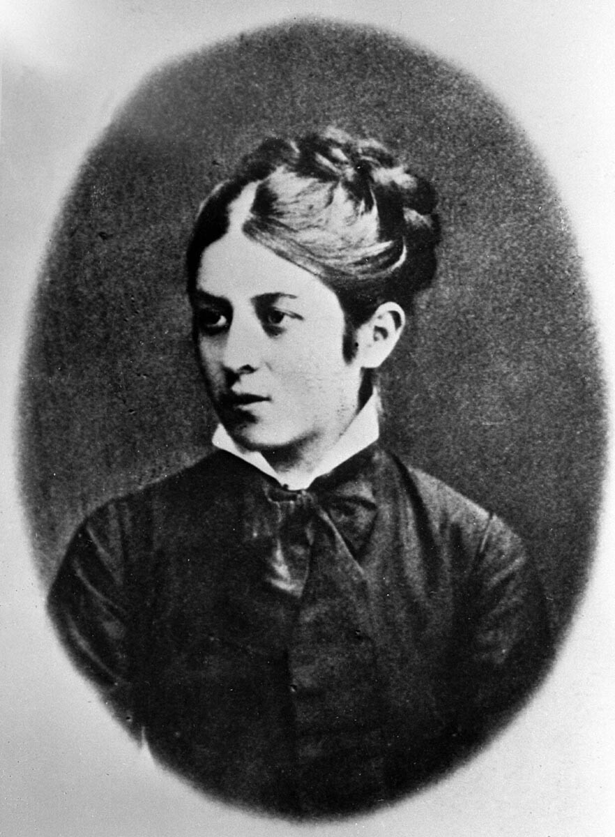 Vera Figner (1852—1942)