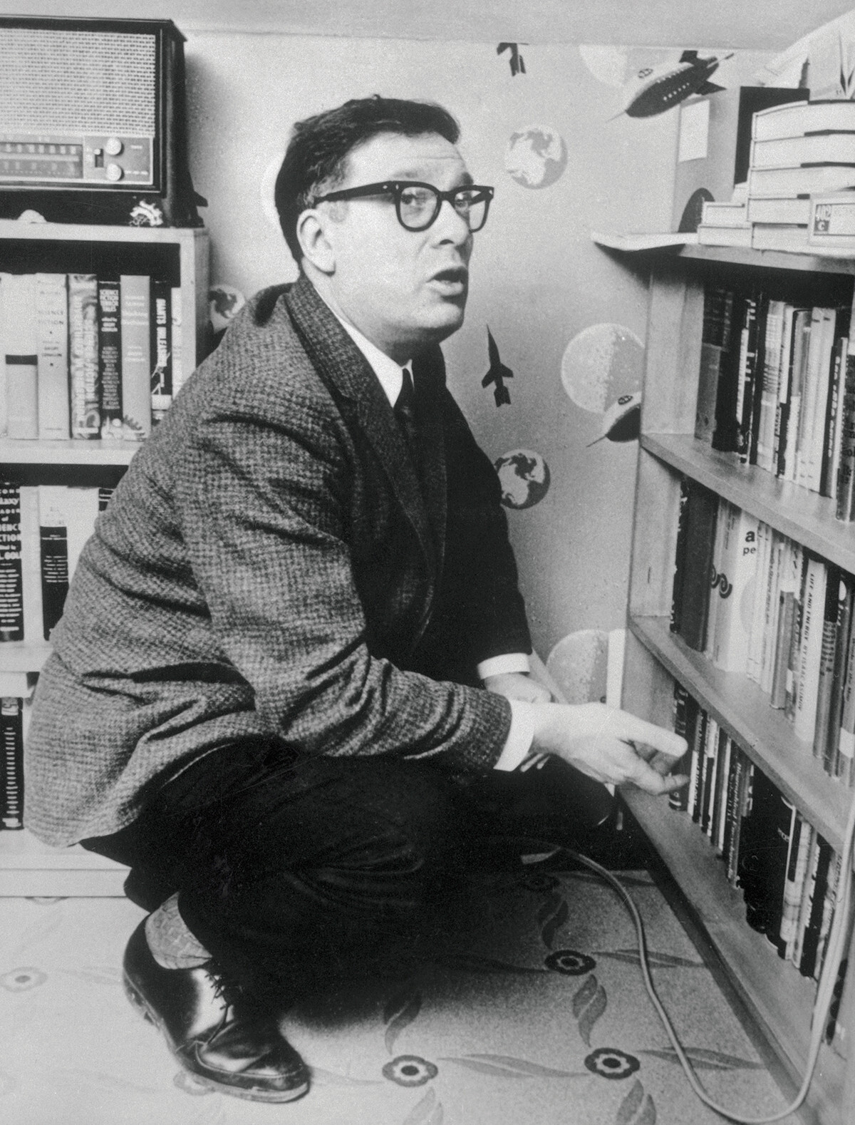 Asimov comenzó a colaborar con historias en revistas de ciencia ficción en 1939