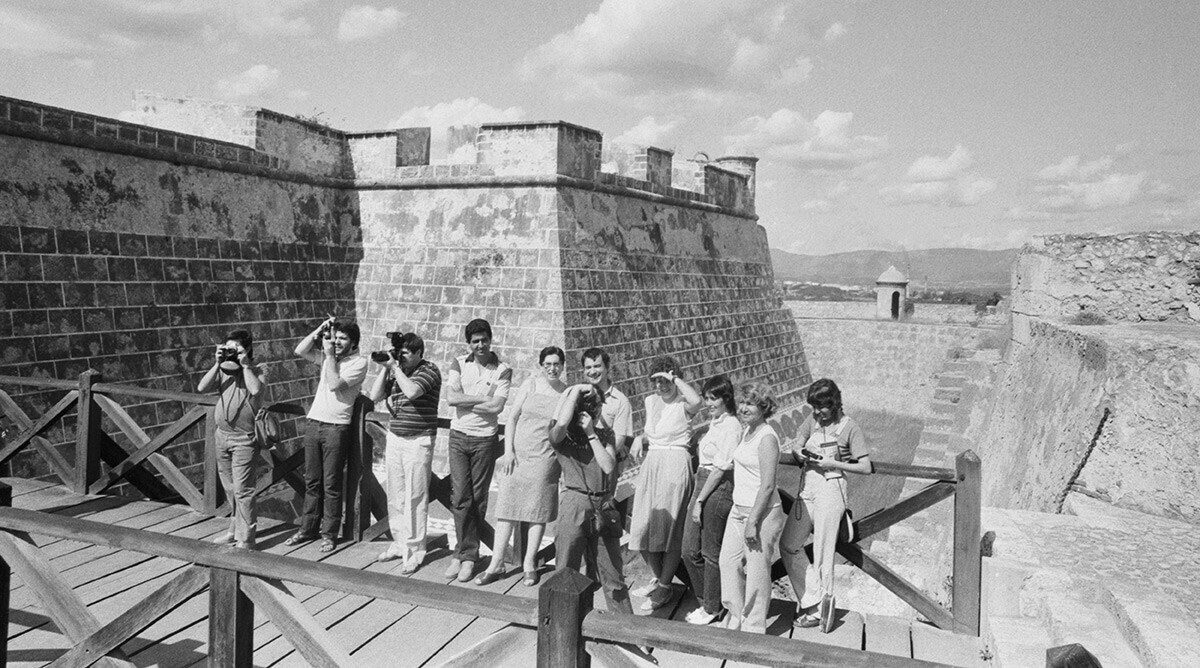 1. december 1983. Republika Kuba. Santiago de Cuba. Stara trdnjava El Morro.
