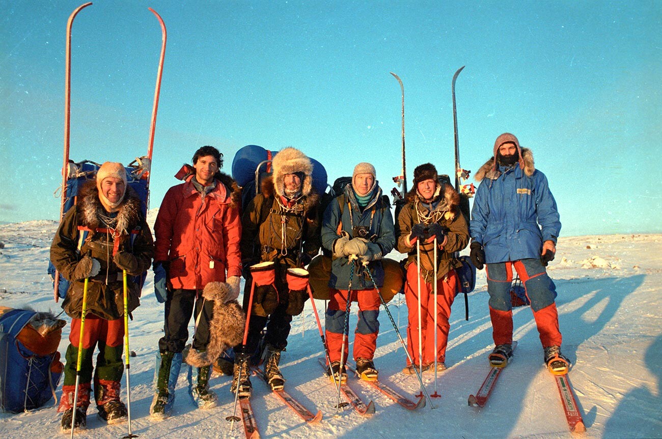 Membros canadenses da expedição após viagem de treinamento