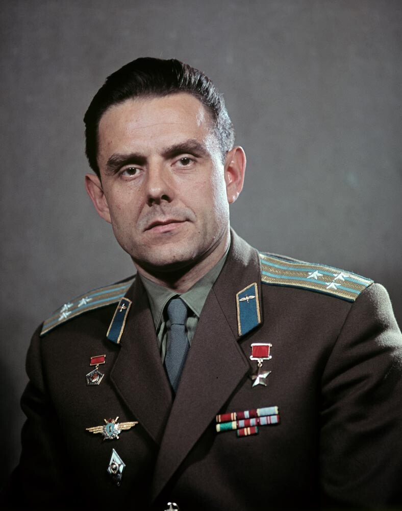 Vladimir Komarov

