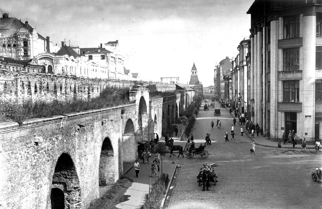 Moskauer Kitaj-Gorod-Mauer und -Tore, 1920er Jahre.