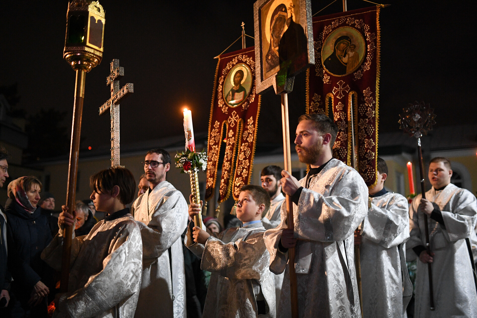 A celebração da Páscoa dos cristãos ortodoxos russos em 2022 (FOTOS)