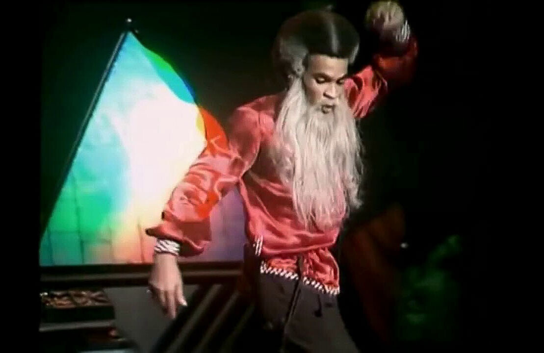 Bobby Farrell dari 'Boney M.' berpakaian seperti Rasputin.