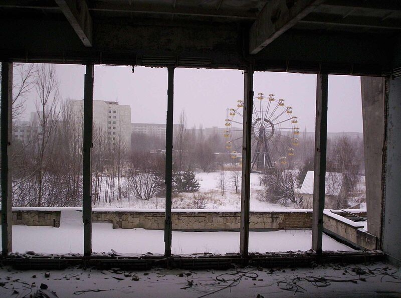 Neste dia, em 1986, após o acidente nuclear de Tchernóbil, a cidade de Pripyat foi evacuada 