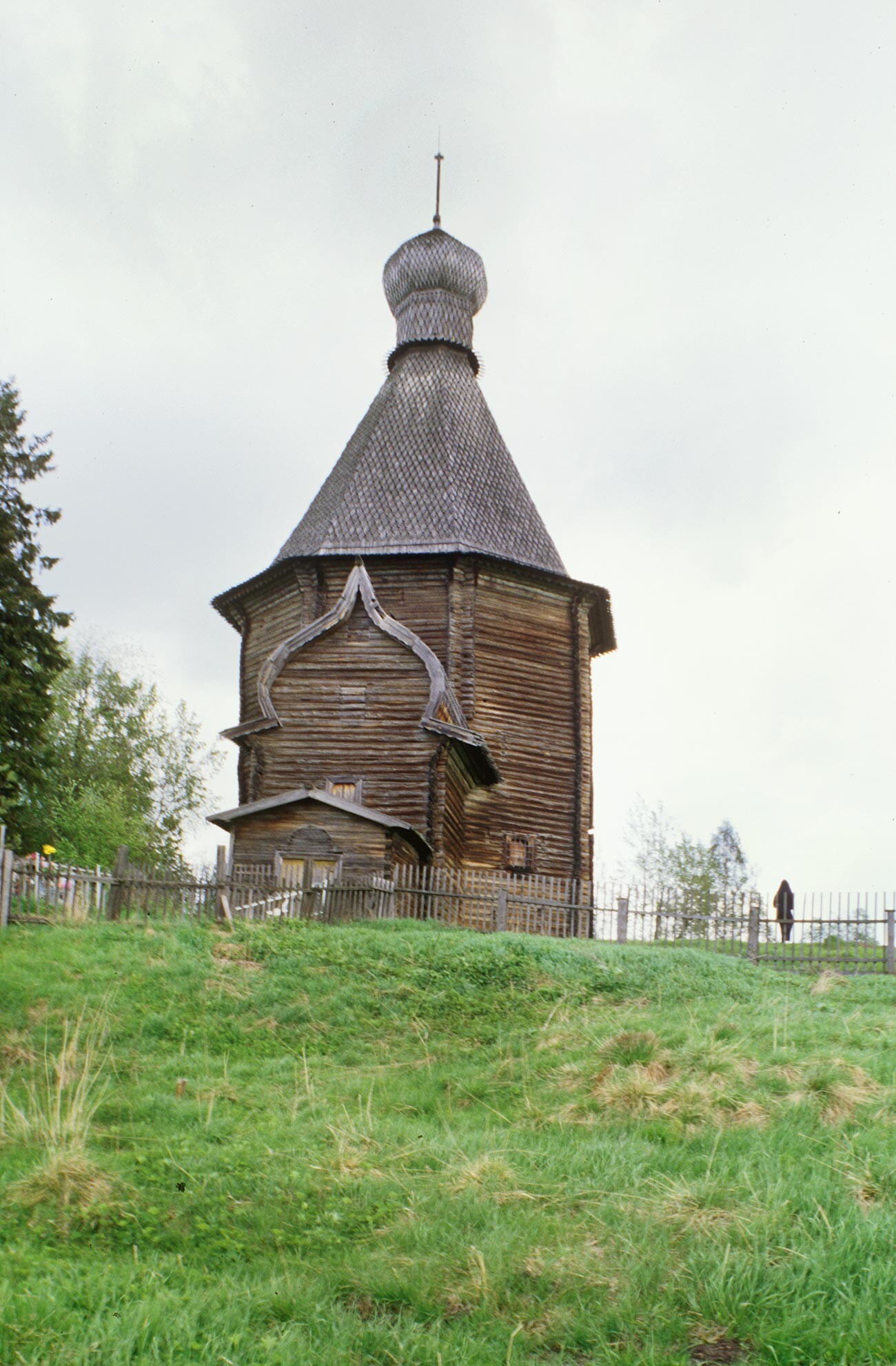 Liavlia. Église Saint-Nicolas
