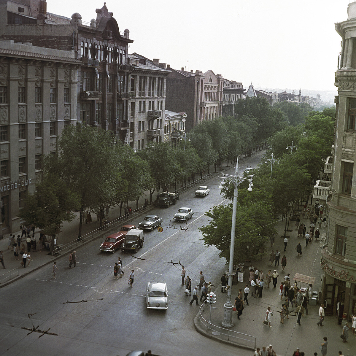 Ulica Friedricha Engelsa (sada Boljšaja Sadovaja) u gradu Rostovu na Donu, 1965. 
