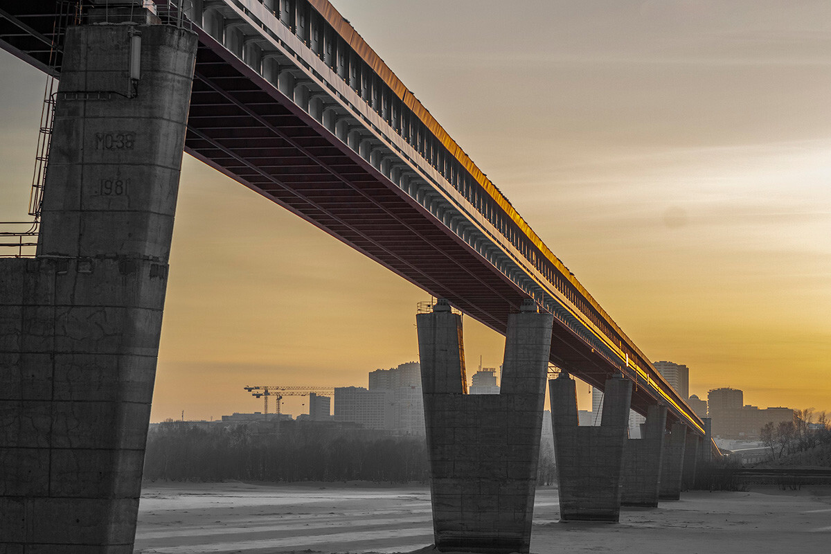 Metro bridge over Ob