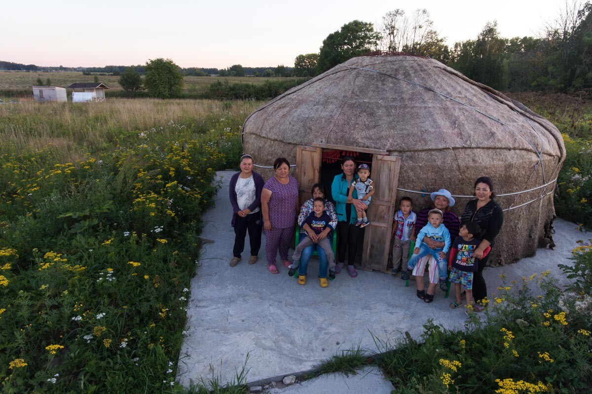 Kirghizes dans le village de Klichtchino, dans la région de Toula, au sud de Moscou