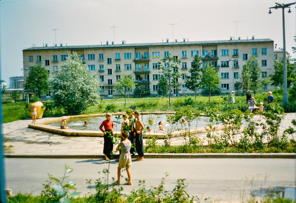 Moscou e Leningrado urbanas da década de 1960 pelos olhos do americano John William Reps