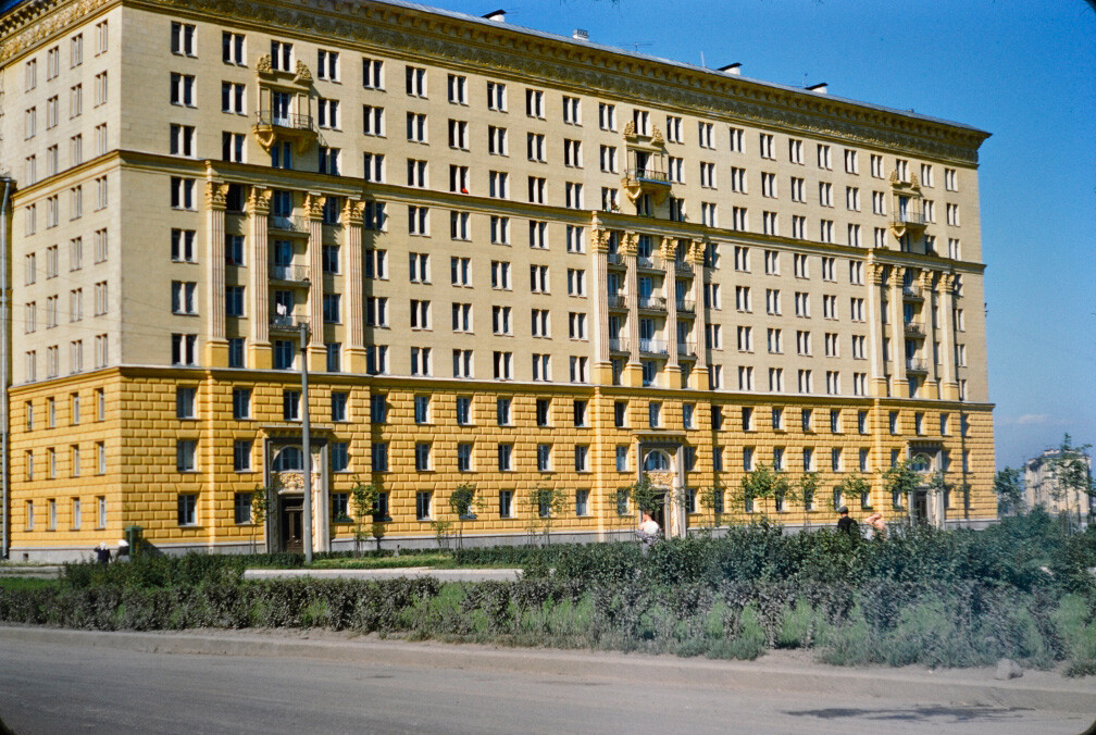 Moscou e Leningrado urbanas da década de 1960 pelos olhos do americano John William Reps