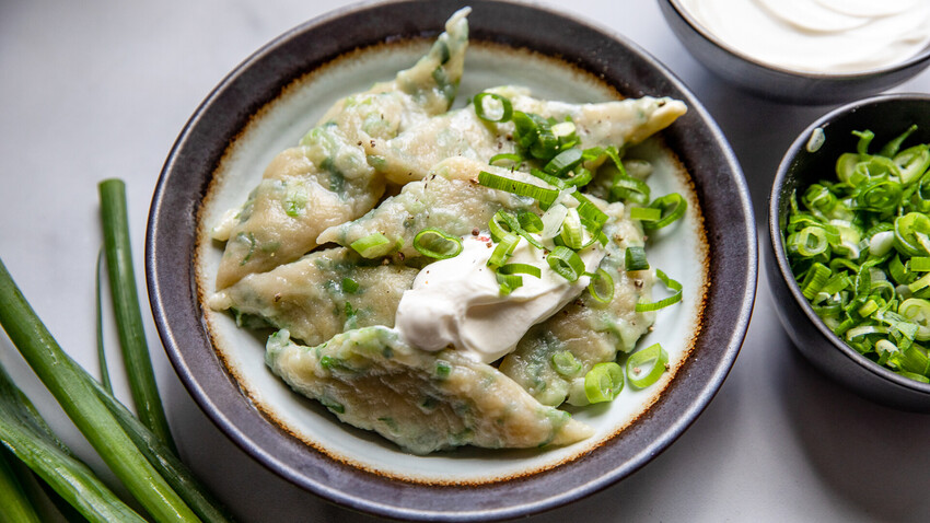 If you want to try another type of authentic pasta, try making khinkal with green onions from the mountainous region of Dagestan.