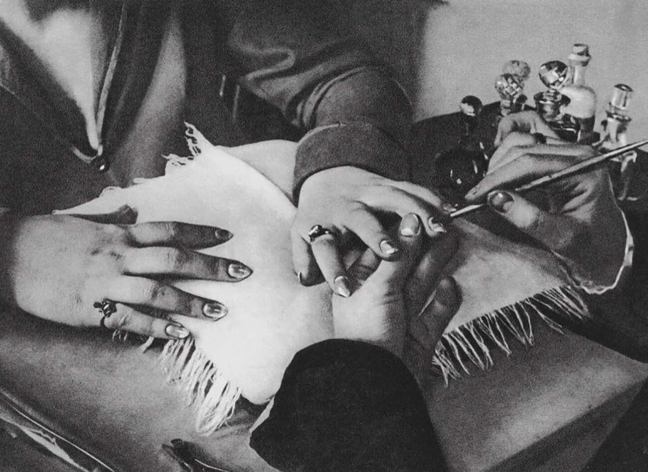 Manicure of the 1920s