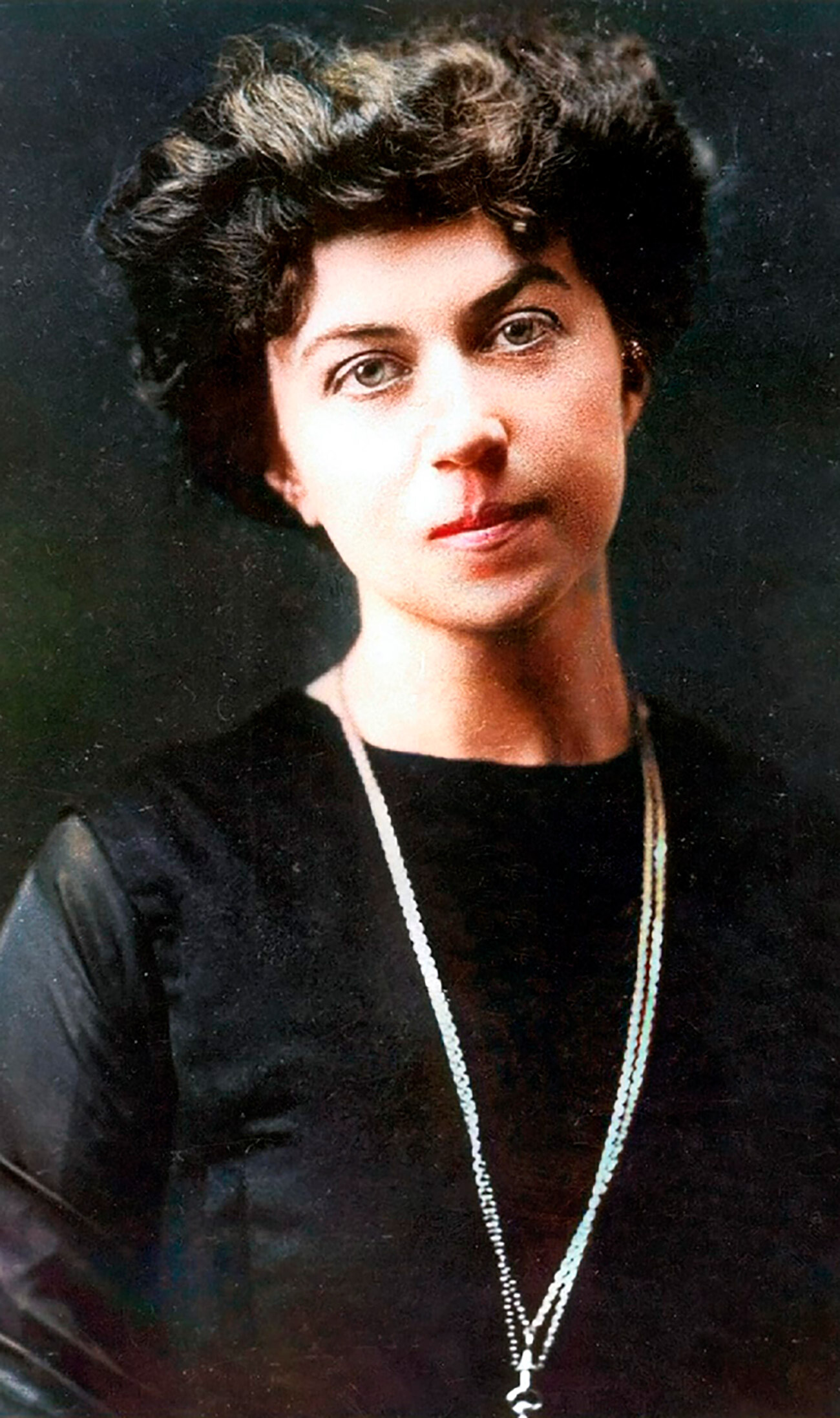 Alexandra Kollontai na Mednarodni konferenci žensk socialistk. København, leta 1910 