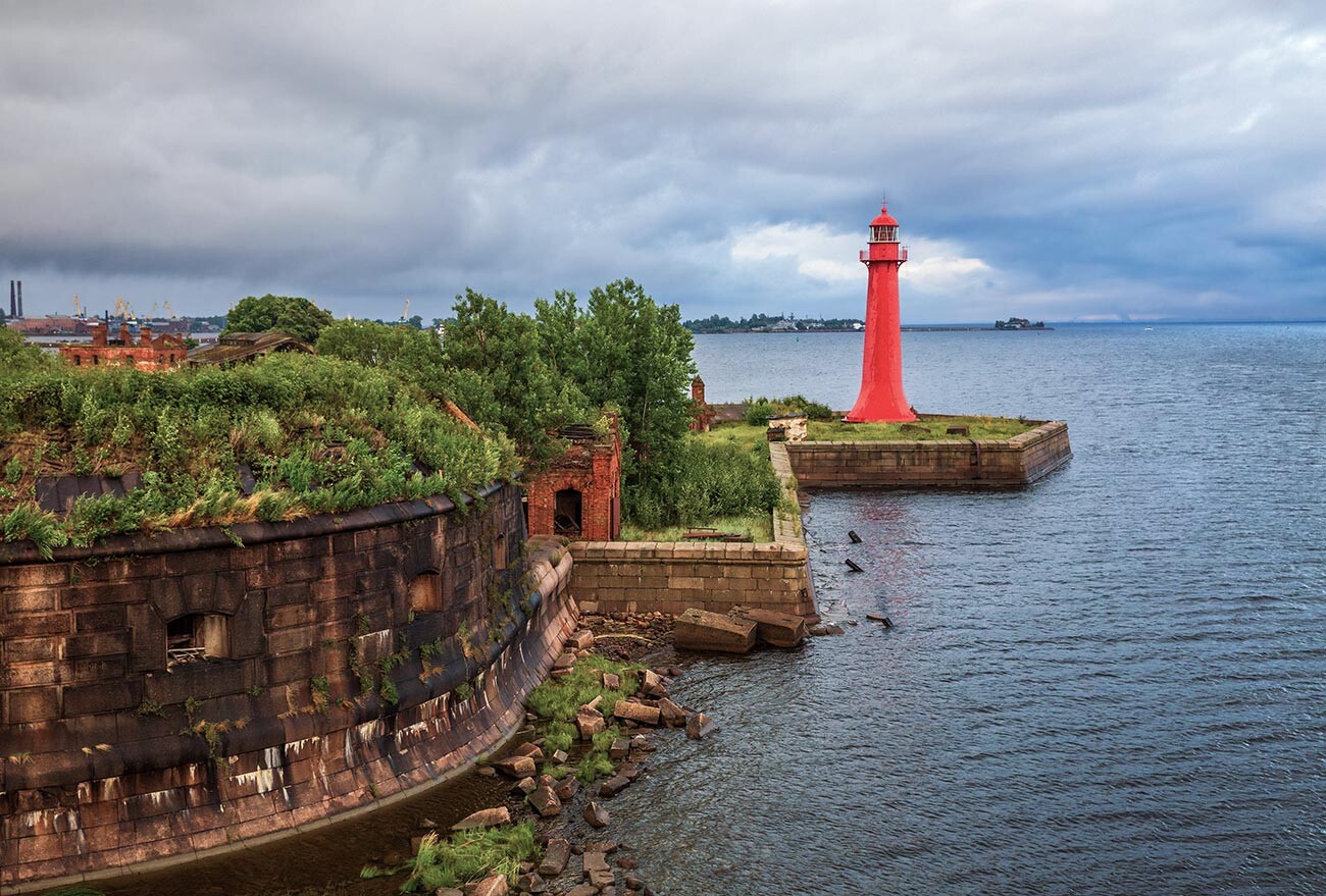 Il faro del forte Kronshlot