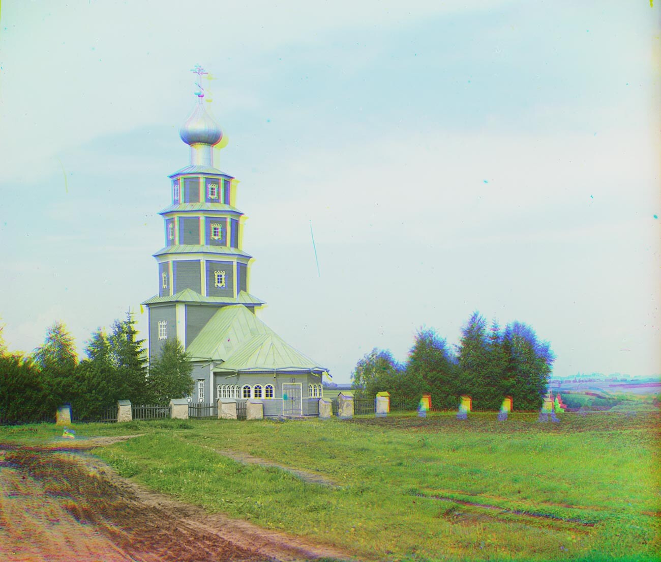 Torzhok. Chiesa dell'Icona della Vergine di Tikhvin (Vecchia chiesa dell'Ascensione), vista nord-ovest. Estate 1910
